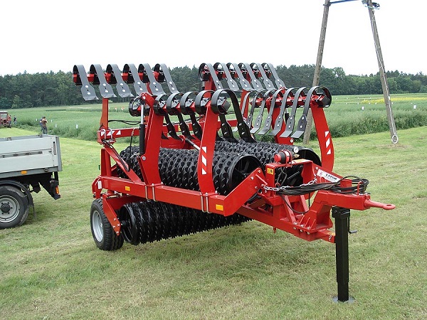 Trattori e macchine agricole