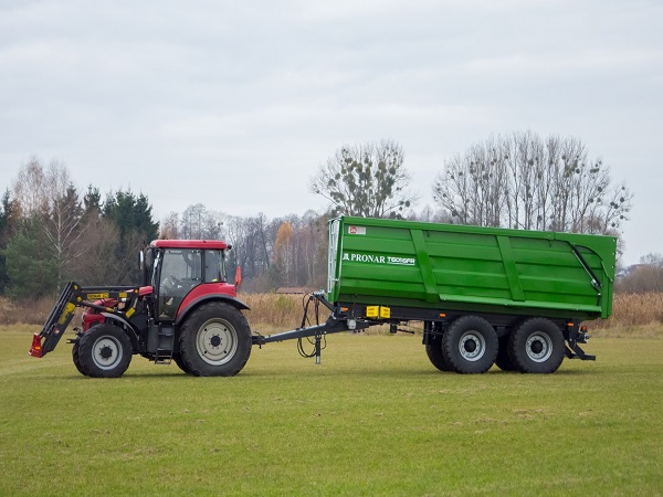 Trattori e macchine agricole